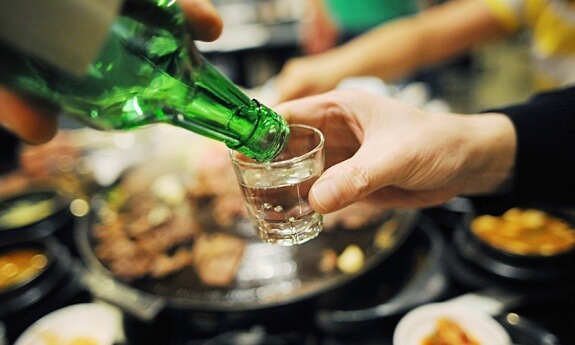7 lời khuyên cho người bệnh tiểu đường muốn uống rượu bia thoải mái!